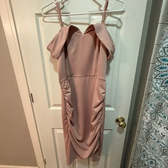 Elegant Pink Off-Shoulder Bodycon Dress 2 wear style size Large NWOT - Picture 5 of 5